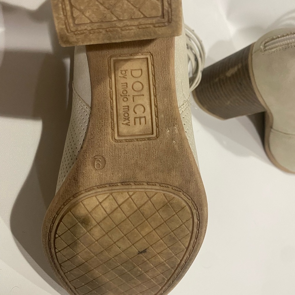 Women's Cream Ankle Boots dolce- size 9 - Picture 10 of 10